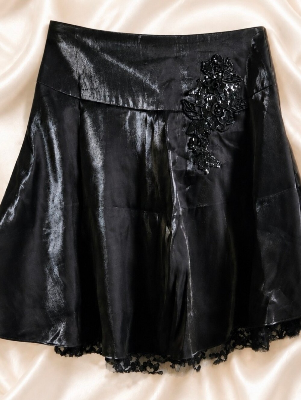 Vintage Y2K Arden B. Black Satin Sequin Appliqué Lace Trim Mini Skirt NWT XS - Picture 2 of 5
